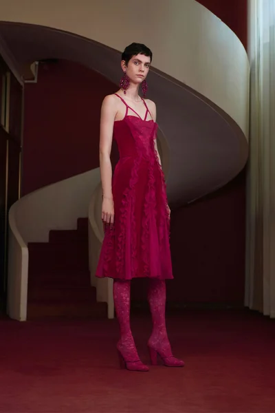 Look 16
